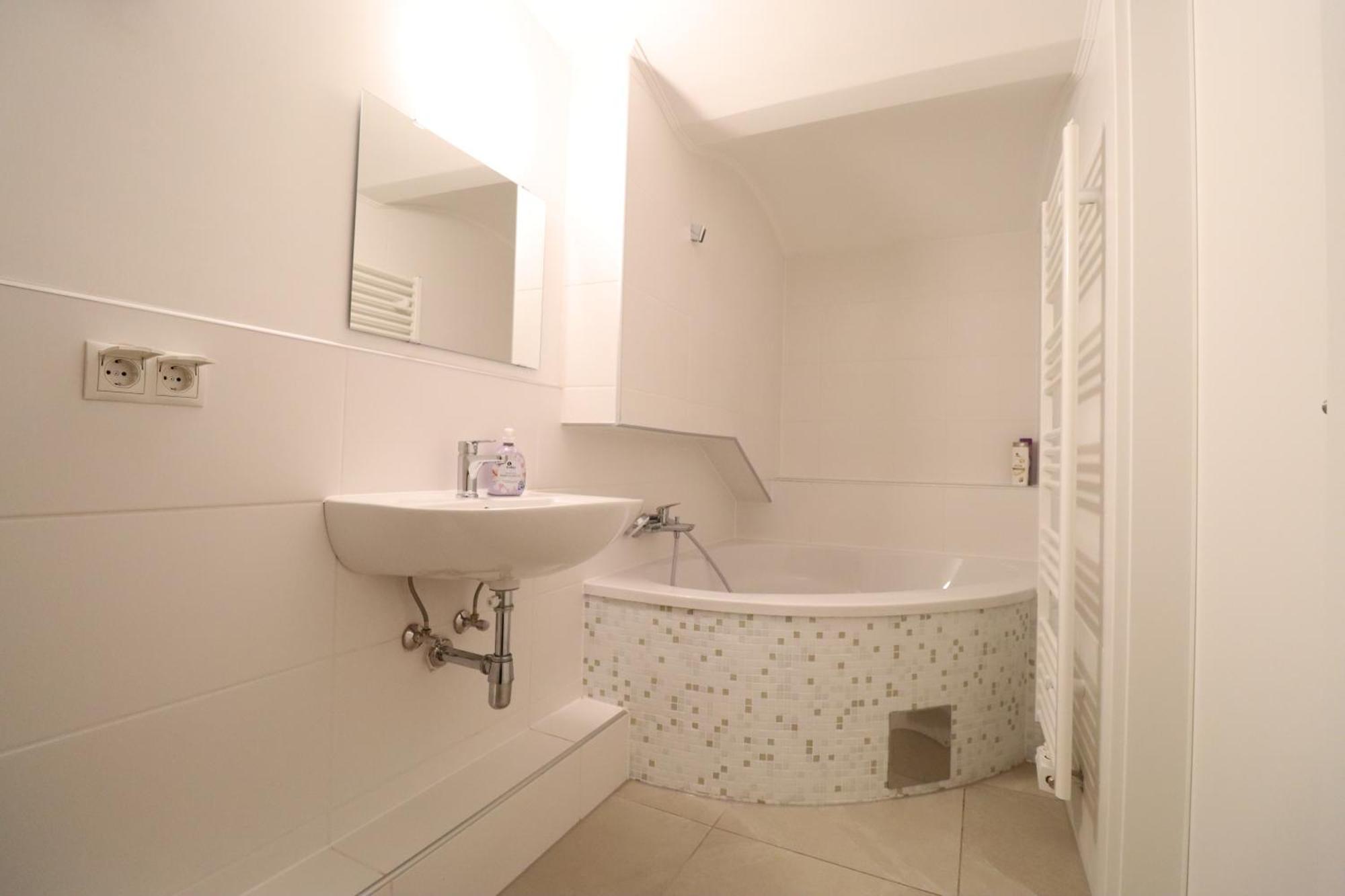 Luxurioeses Duplex Apartment 130M2 Вена Экстерьер фото